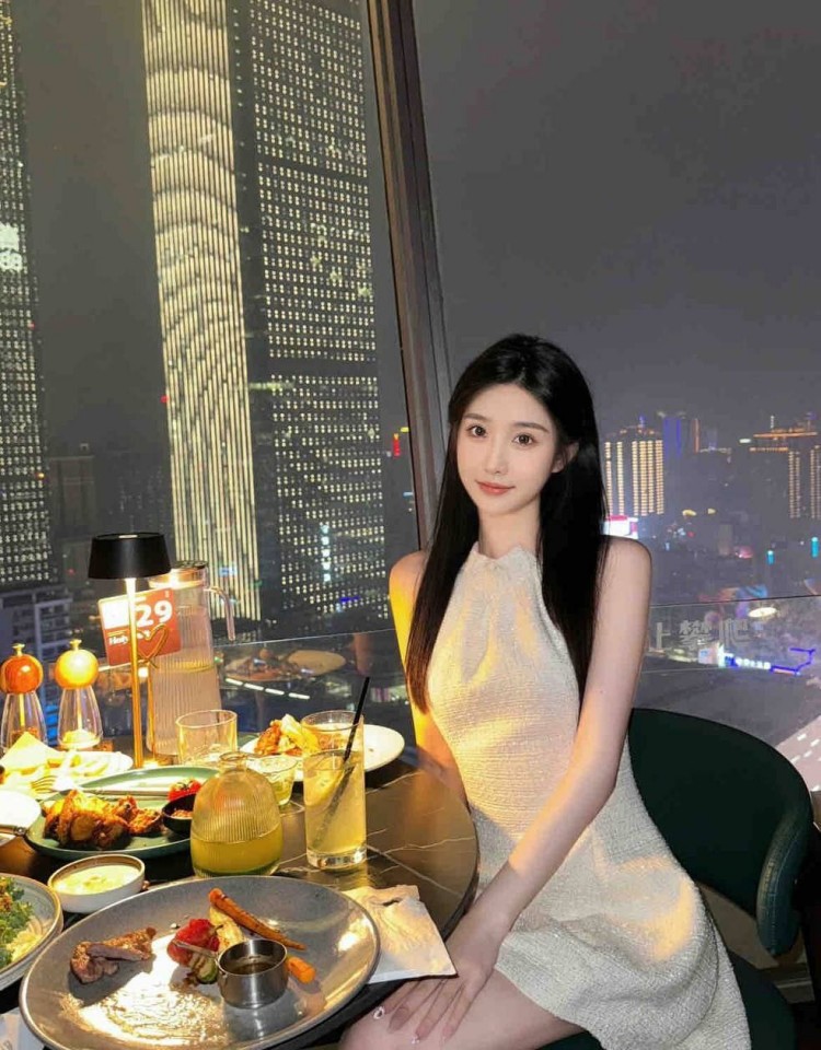 姑父有力挺送小芳的背景故事,免费在线观看高清